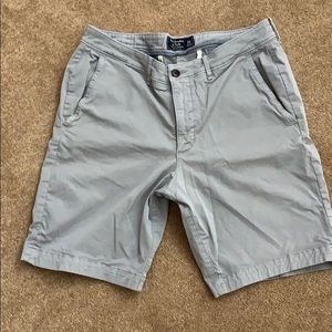 Men’s Gray Shorts
